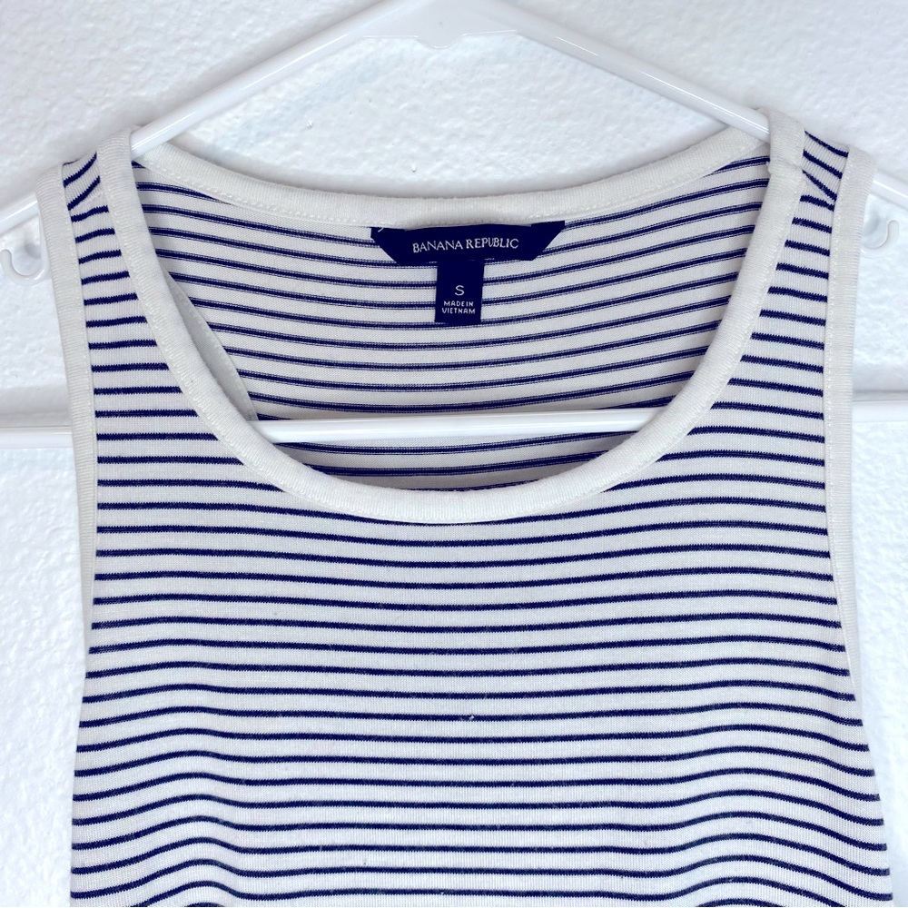 Banana Republic Tank